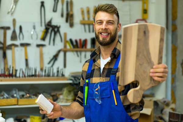 Versteckte Chemie im Holz